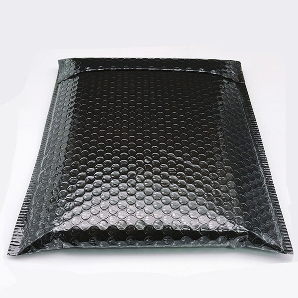 BUBBLE ENVELOPE Plastic black 18*26-PR010063